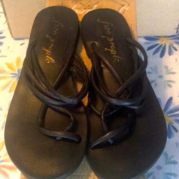 Free People Kayla Soft Strappy Sandals - Picture 1 of 7